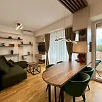 Downtown Riverside 公寓 *