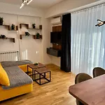 公寓 Downtown Riverside 斯科普里