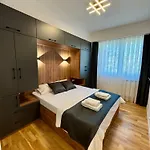 Downtown Riverside 公寓 斯科普里