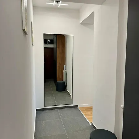 Downtown Riverside Apartment
