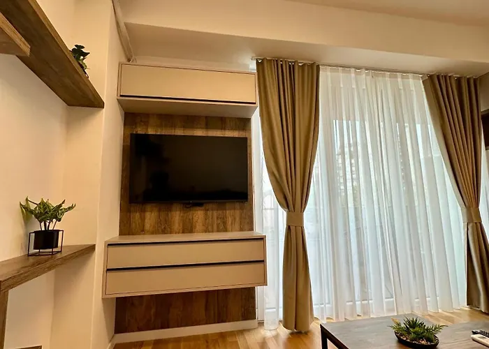 Downtown Riverside Apartman *