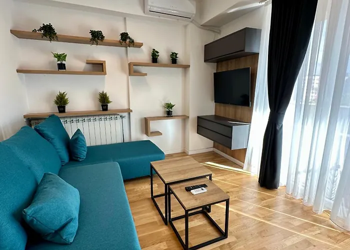 Downtown Riverside Apartman *