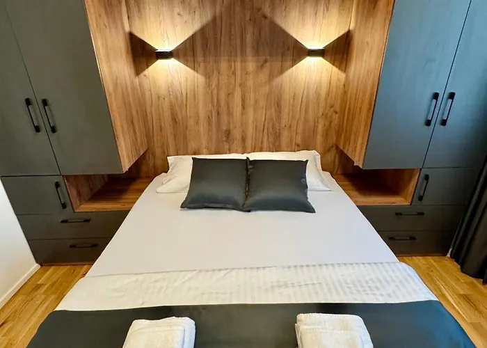 Downtown Riverside Apartament Skopje