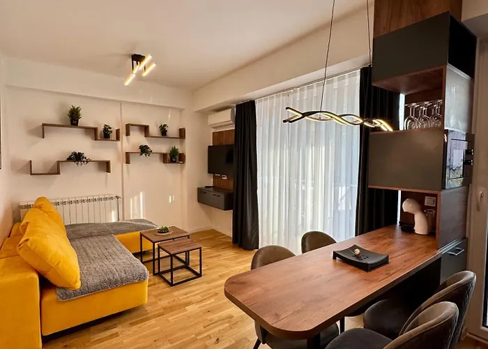 Downtown Riverside Szkopje