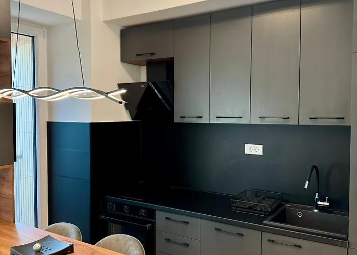 Downtown Riverside Apartman *