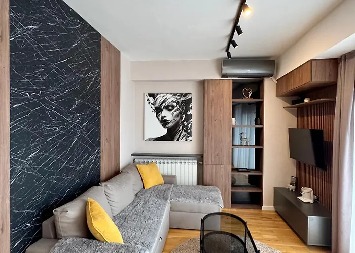 Downtown Riverside Apartament *