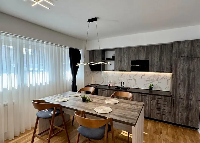 Downtown Riverside Apartman *